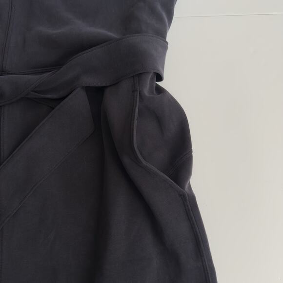 Lululemon Jumpsuit Ease Of It All V Neck Women Size 8 Black Softstream Tie Belt - Picture 3 of 7